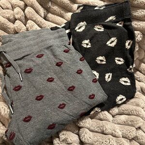 2 pair PJ Salvage Charcoal and Heather Gray Lip Print Joggers NWOT